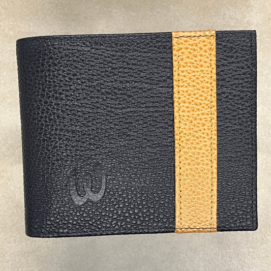 Wallet coin compartment with flap and steel ring, handmade by R.Horns Vienna