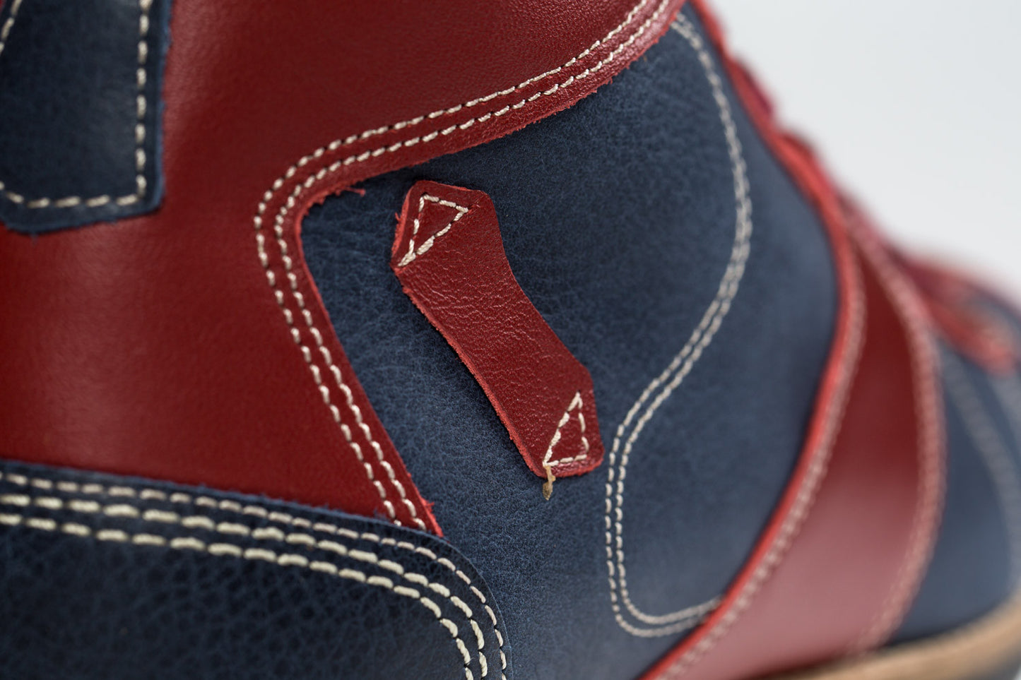 The Kicker 2022 - blue/red