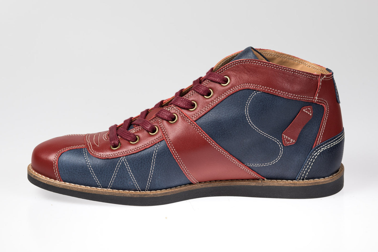 The Kicker 2022 - blue/red
