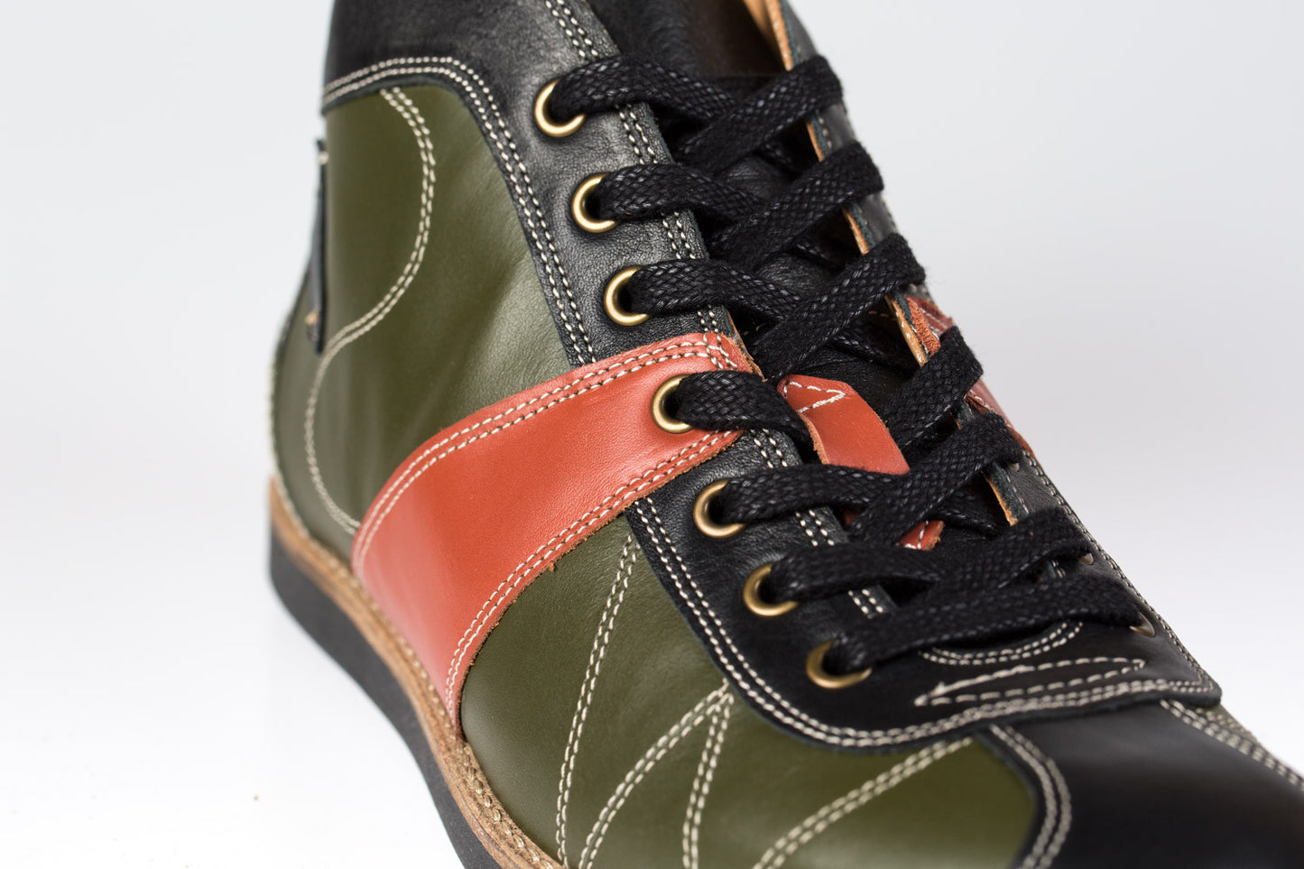 The Kicker 2022 - black/green/red
