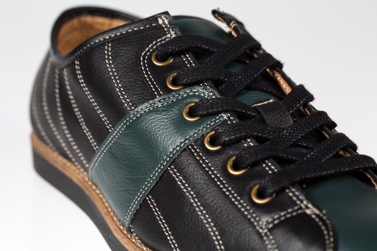 "The Bowler" Leder Retro Sneaker schwarz_grün