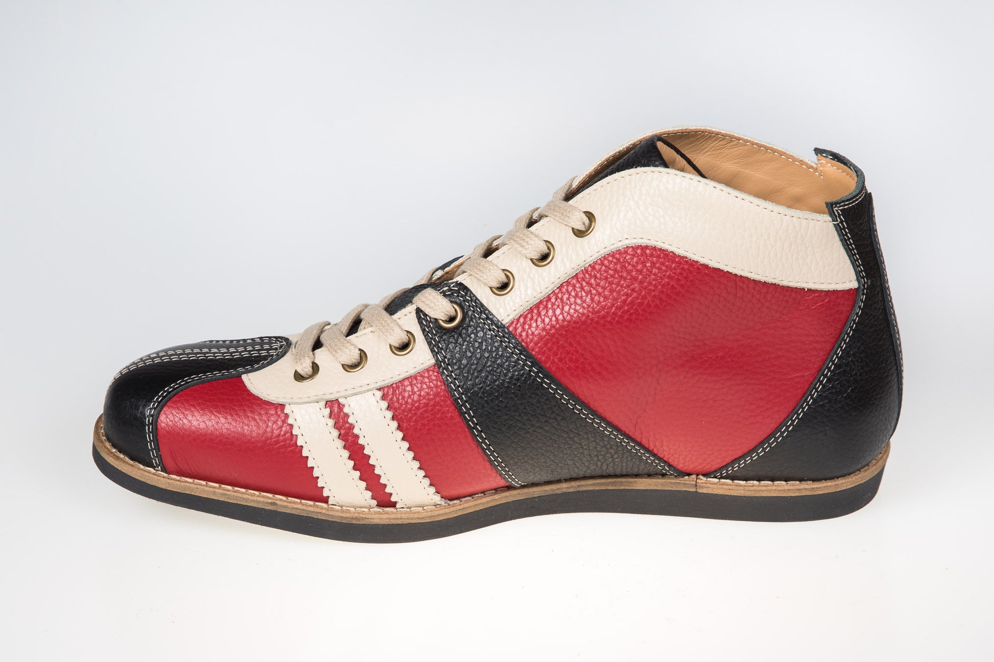 "The Racer" Retro Sneaker Leder_schwarz_rot_creme